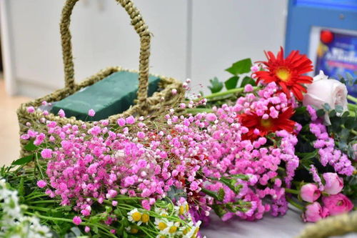 永恒的花禮，邂逅最美的自己——萬科實驗小學3.8婦女節(jié)主題插花活動紀實